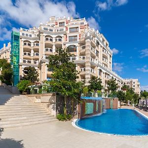 La Mer Residence